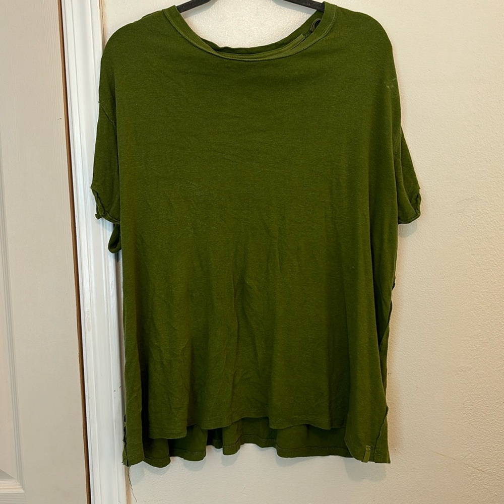 FREEPEOPLE GREEN TOP !!